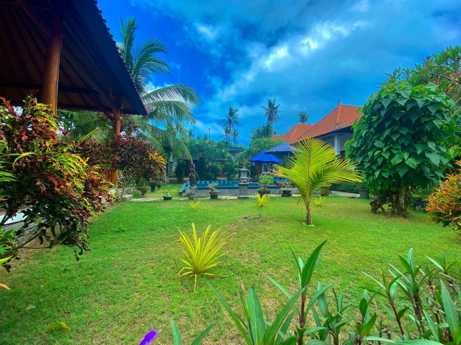 Surya Maha Bungallo Toyapakeh Bagian luar foto